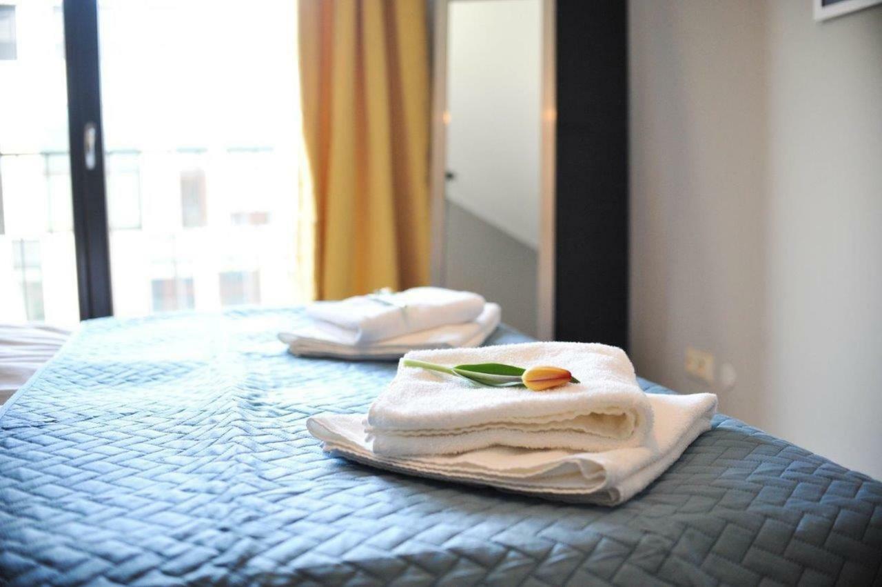 3D Szlak 77 Apartament Cracovia Esterno foto